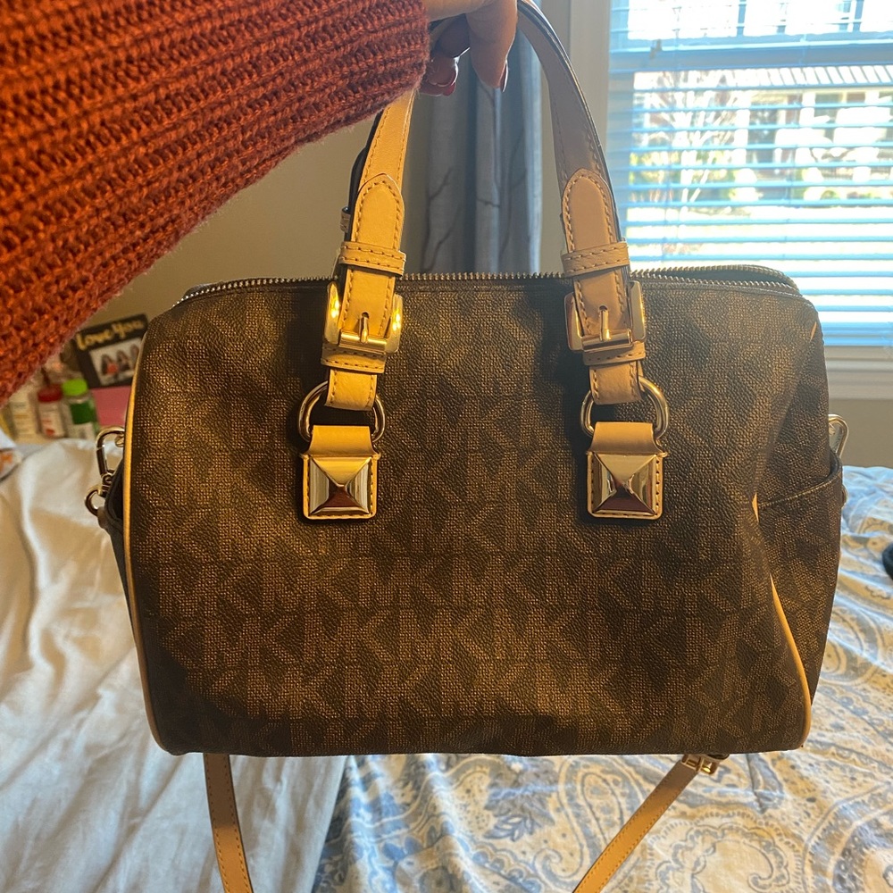 Michael Kors handbag/ crossbody